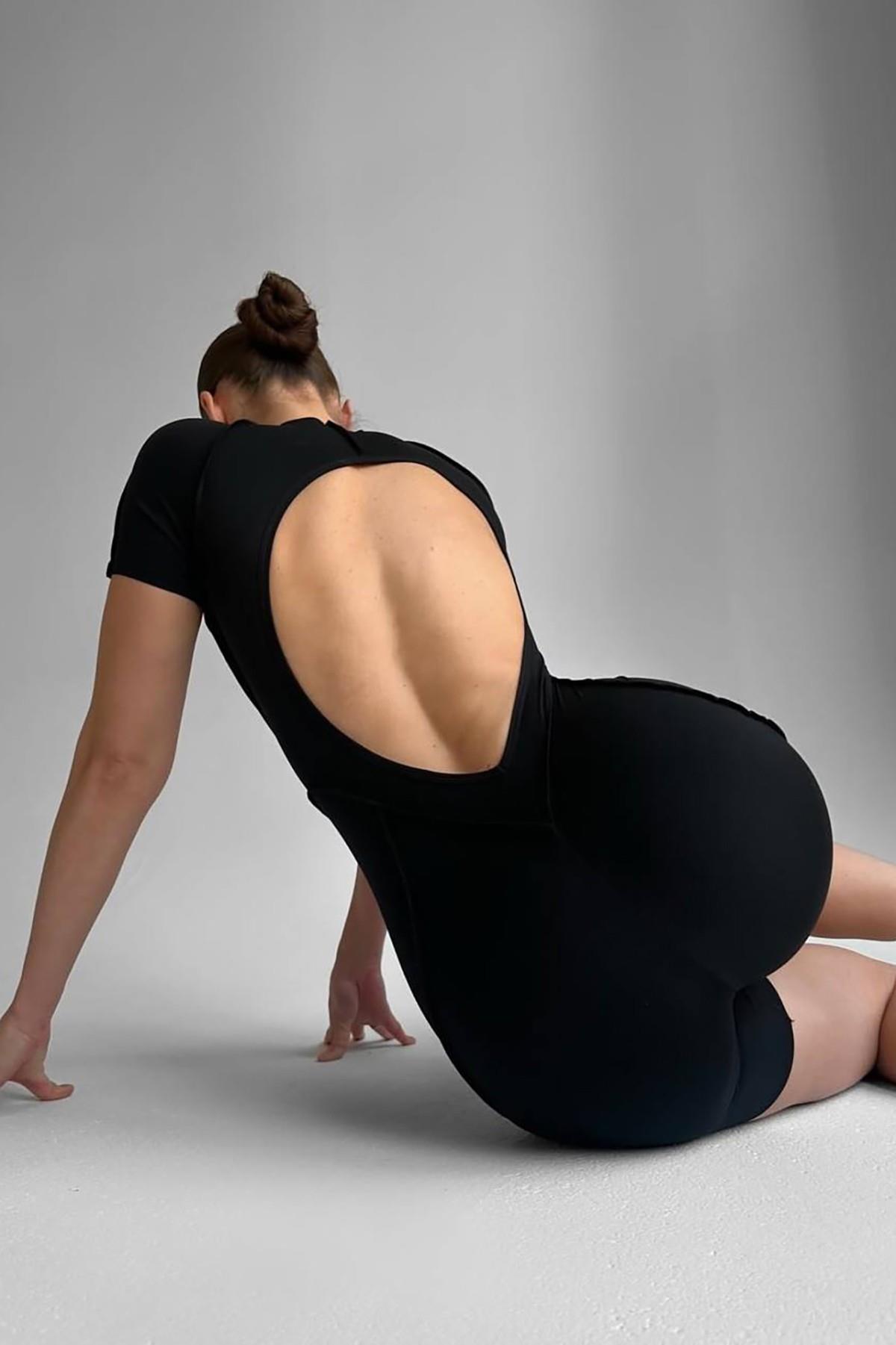 sirti-acik-jumpsuit-10dc-d Sırtı Açık Jumpsuit - Siyah - Görsel 1