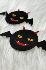 Halloween Yarasa Göğüs Sticker - Siyah