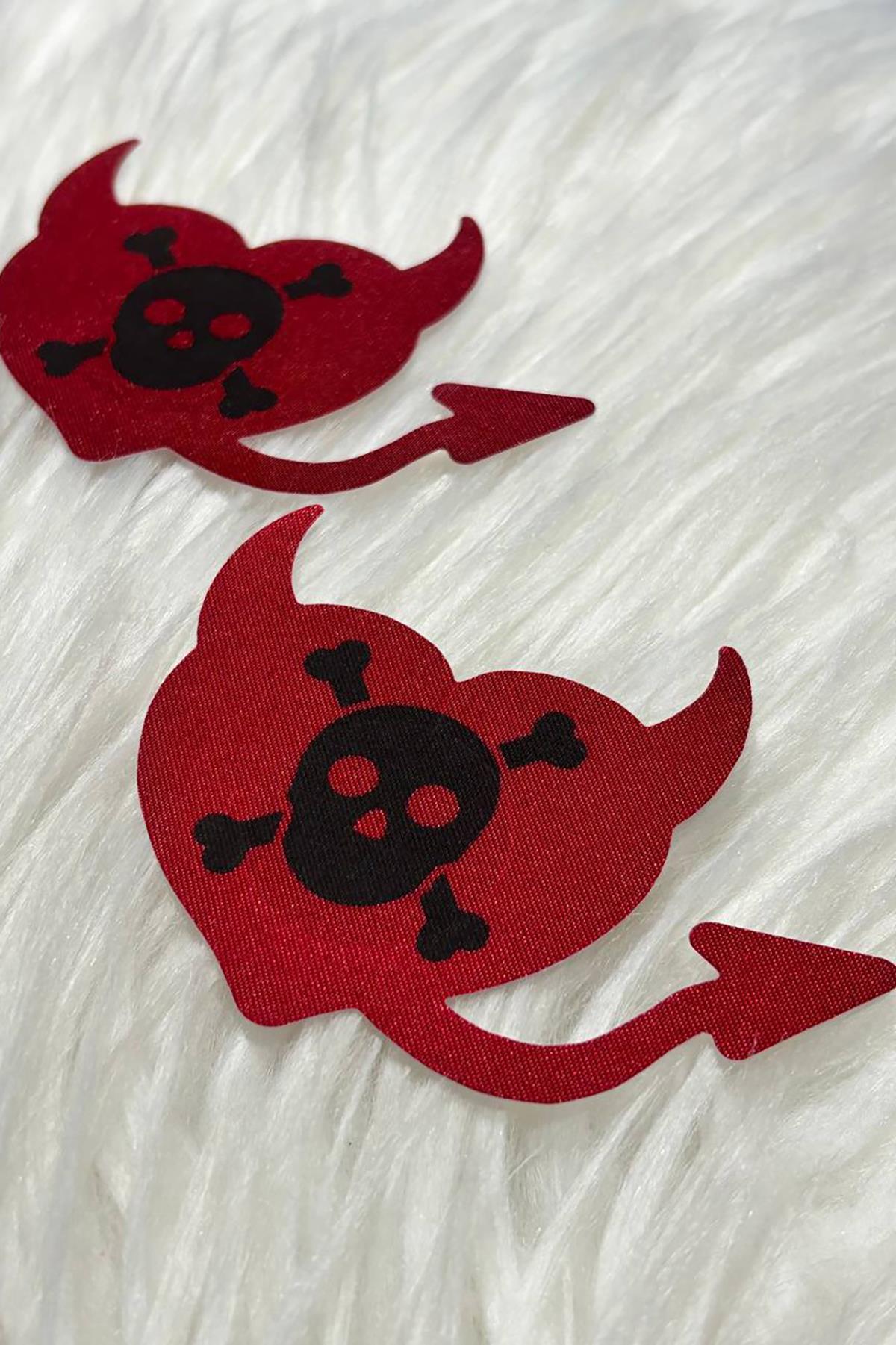 kurukafa-kalp-gogus-sticker-kirmizi-72-857 Kurukafa Kalp Göğüs Sticker - Kırmızı - Görsel 1